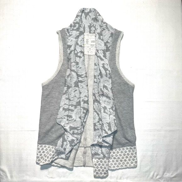 Anthropologie Saturday Sunday Lace knit asymmetrical gray/white open tunic - Picture 9 of 16